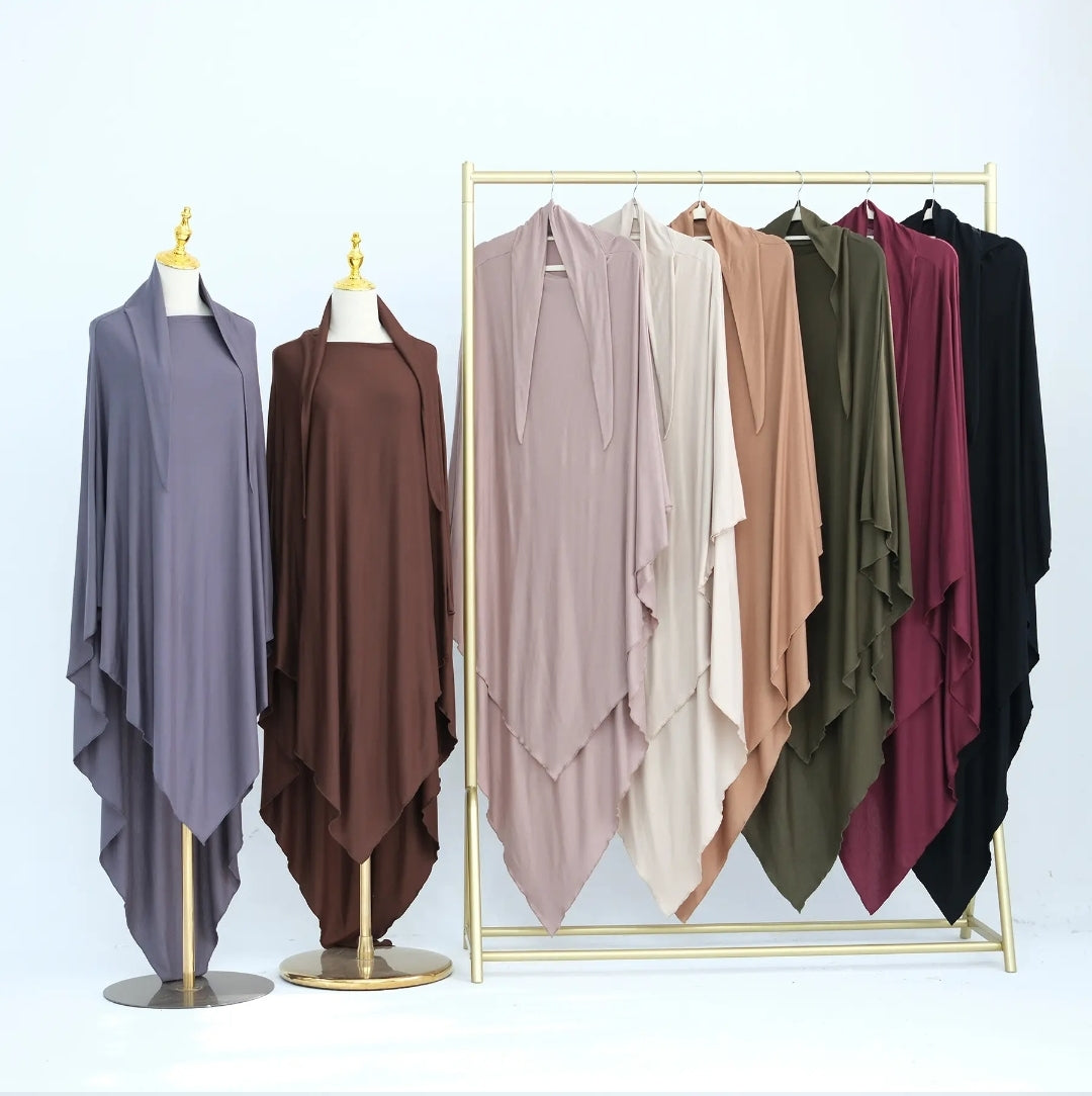 Khimar saeda